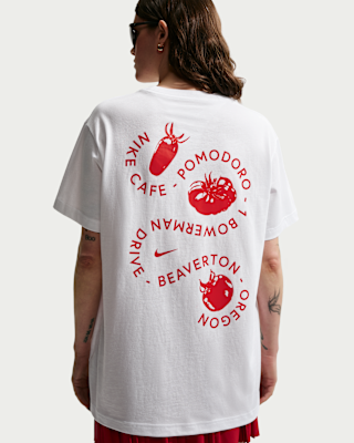 Nike Sportswear Classic Women's Oversized T-Shirt. Nike.com